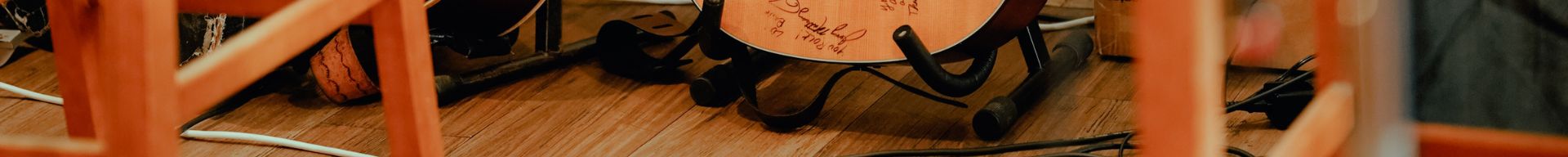 SUPPORTI CHITARRA SUPPORTI CHITARRA