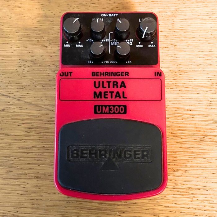 PEDALE PER CHITARRA BEHRINGER ULTRA METAL USATO main product photo