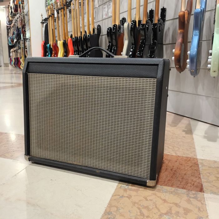 CASSA PER CHITARRA FENDER 8 OM USATO main product photo