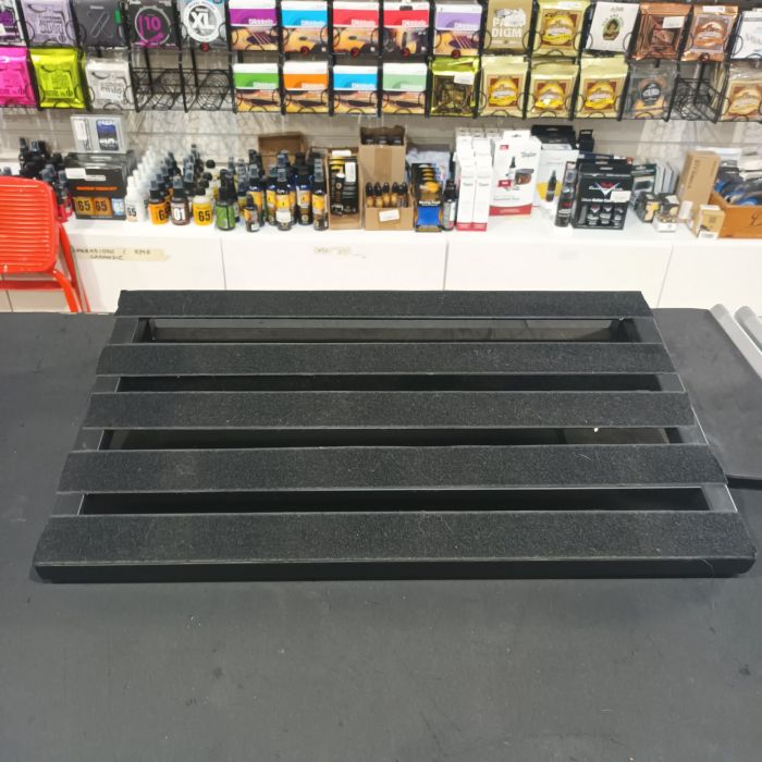 PEDALBOARD PEDAL TRAIN NOVA 24 USATA main product photo