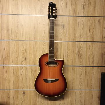 CHITARRA CLASSICA AMPLIFICATA EKO NYLON CW EQ USATA