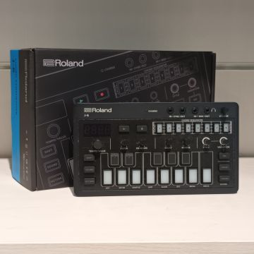 SYNTH ROLAND J6 USATO