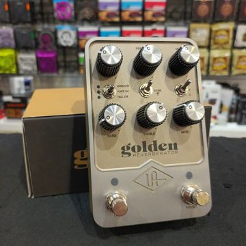 PEDALE PER CHITARRA UNIVERSAL AUDIO GOLDEN REVERBERATOR USATO